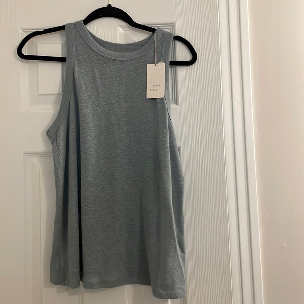 NWT a new day linen blend tank